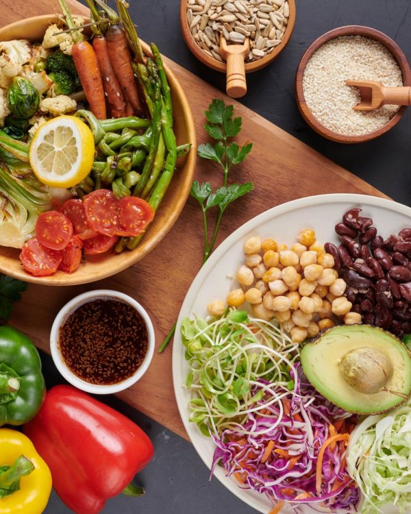 buddha-bowl-dish-with-vegetables-legumes-top-view-min buddha-bowl-dish-with-vegetables-legumes-top-view-min